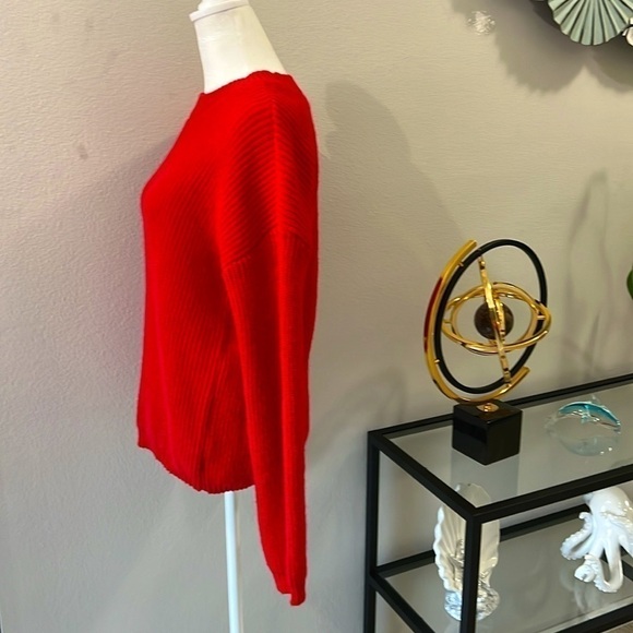 No Boundaries: New Women’s Red knitted Long Sleeve Crew neck Sweater Size L - Picture 3 of 6
